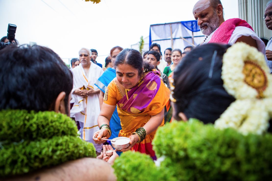 candid-wedding-photographer-bangalore-1548