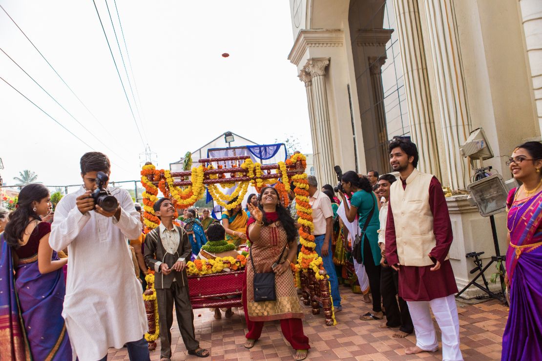 candid-wedding-photographer-bangalore-1593