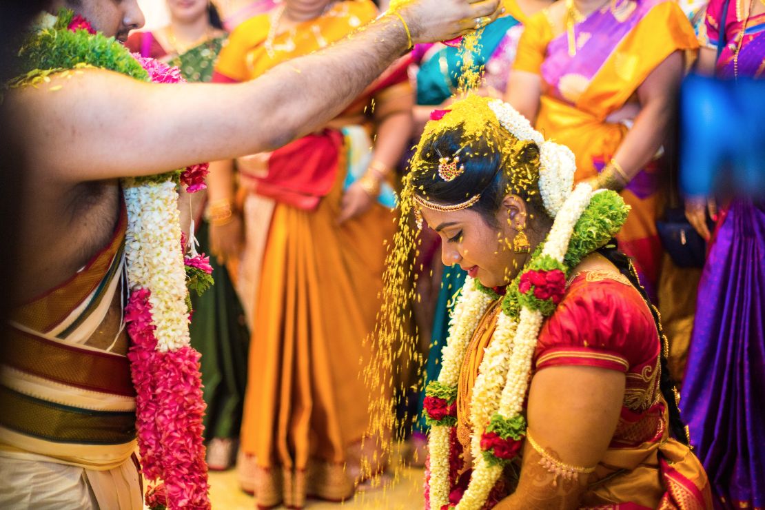 candid-wedding-photographer-bangalore-1785