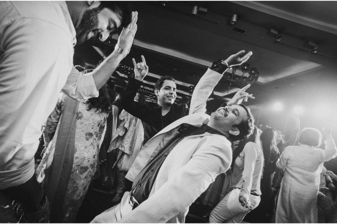 232-6249-candid-wedding-photographer-delhi