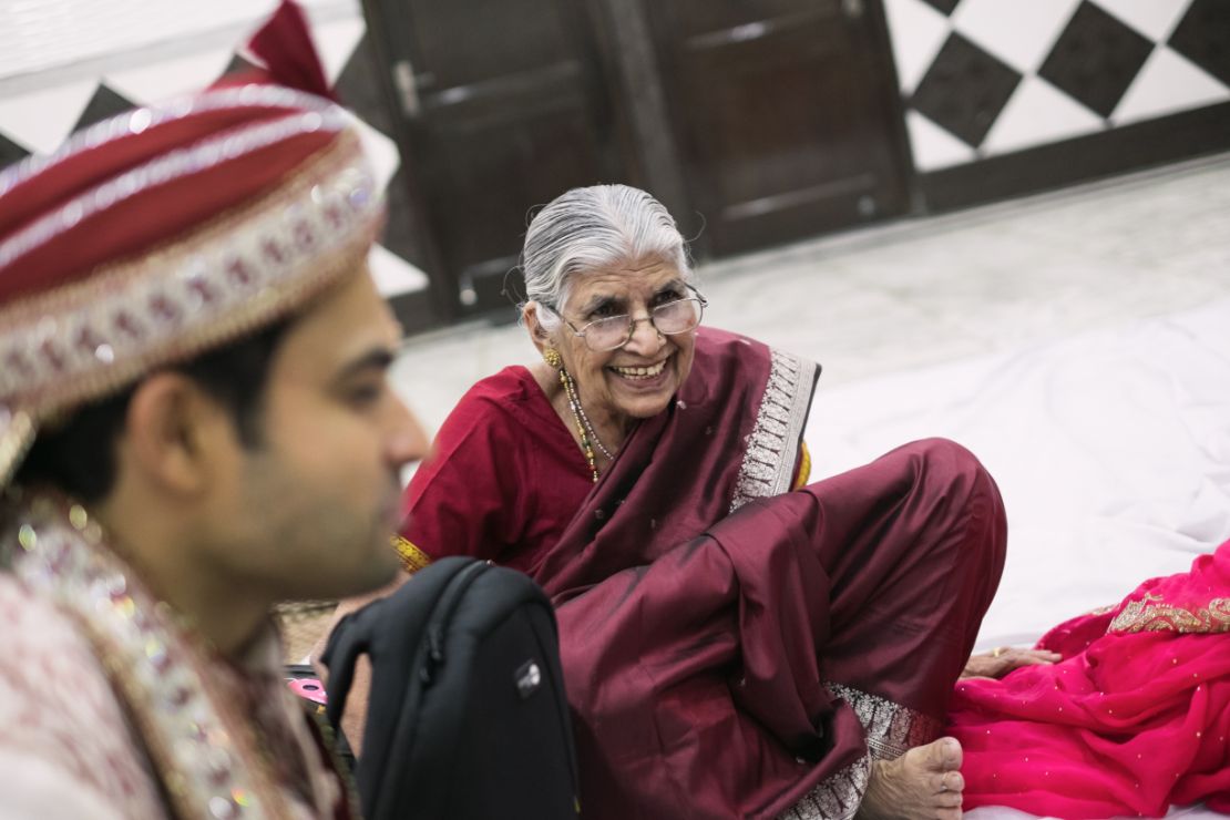 318-s525-candid-wedding-photographer-delhi