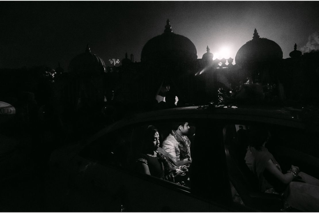 41-888-candid-wedding-photographer-delhi