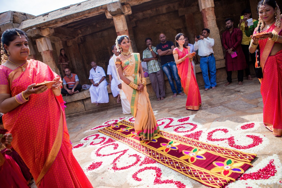 A bhoganandishwara temple wedding : prathab+pavithra